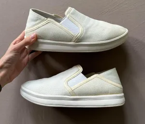 Ki'lhele 'Ili Slip On Sneakers thumbnail 1