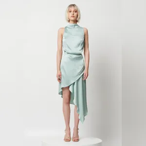Elliatt Alaia midi dress in a pistachio/light‎ green NWT small thumbnail 3