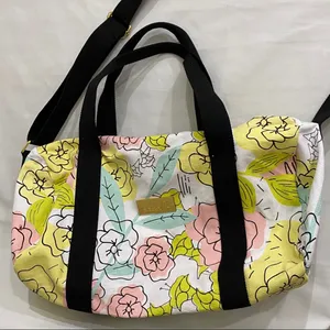 Benefit Cosmetics Floral Duffle Bag thumbnail 6