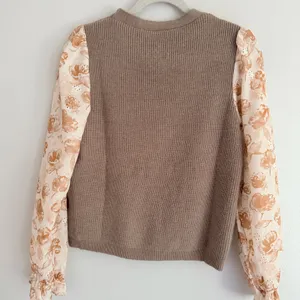 Flower Lace Mesh Long Sleeve Top And Knit Vest Set thumbnail 2
