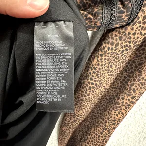 White House Black Market Top Womens XS Brown Animal Print Oversized Flowy‎ Boho thumbnail 8