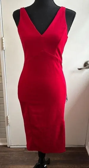 Lulus NEW WITH TAGS Iconic Moment Red Midi Bodycon Dress‎ small holiday thumbnail 1