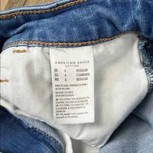 American Eagle Outfitters Ripped Super Hi-Rise Jegging‎ Skinny Jeans. Size 6R thumbnail 5