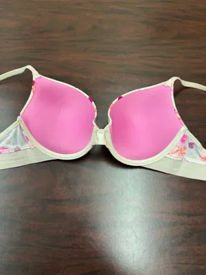 PINK Victoria’s Secret Wear Everywhere Push-Up Floral Bra Size 34C thumbnail 3