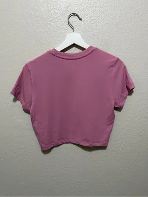NWT Nike The Nike Tee Cropped Short Sleeve Pink Size Medium thumbnail 2