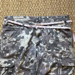 CARHART Camouflage Cargo Capris Women’s Workwear Farmwear XL. thumbnail 2
