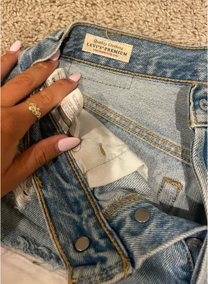 Levi's 501 Shorts thumbnail 2