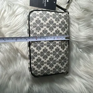 Kate Spade Spade Flower Convertible Wristlet NWT $189 thumbnail 8