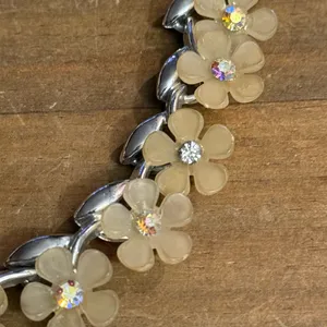 Vintage silver tone yellow Plumeria flowers necklace thumbnail 4