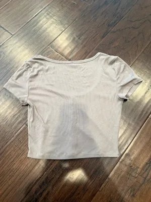 Aritzia Sunday Best Top thumbnail 2