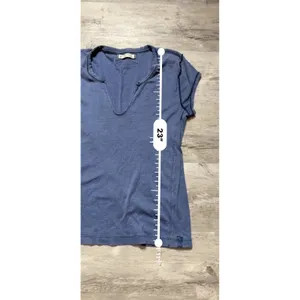 We The Free Women's Medium Blue T-Shirt V-Neck Short Sleeves Fitted A4-0021 thumbnail 5