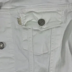 Levis Womens White Denim Trucker Jacket Large Stretch Cotton 77306-0004 thumbnail 3