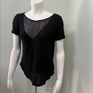 Alo Yoga Mesh Shadow Tee black thumbnail 2