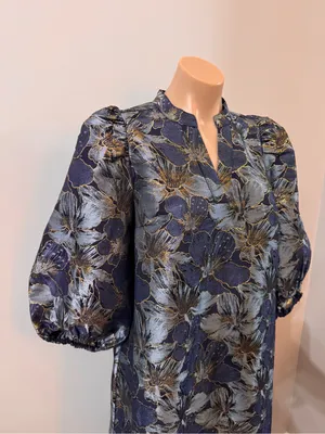 Crown & Ivy Jacquard Floral Metallic 3/4 Puff Sleeve Dress Blue Gold thumbnail 5