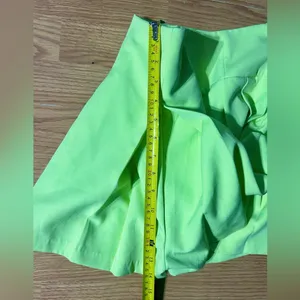 Do+Be light neon yellow/green pleated mini skort. Women’s small thumbnail 8