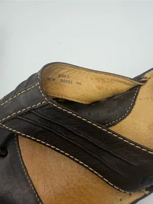 Born brown leather thong flip flop sandals women’s 9 comfort casual vacation thumbnail 3