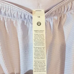 Lululemon Swiftly Mid‎ Rise Shorts Serene Blue Pastel Athletic Lined Size 14 NWT thumbnail 3