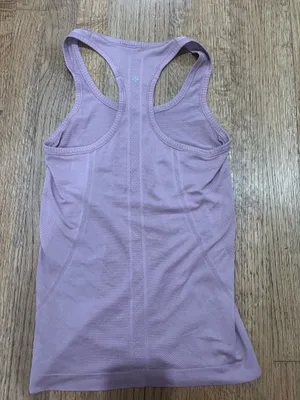 Lululemon Size 4 Tank  thumbnail 3