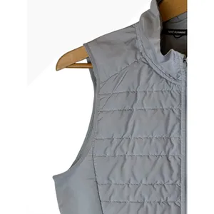Nike Aeroloft Running‎ Vest Women Medium Grey Quilted Full Zip Athleisure Walk thumbnail 4