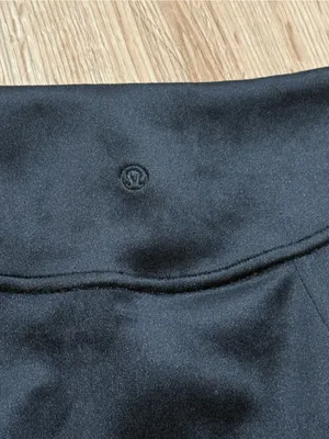 Lululemon Scuba High Rise Mini Skirt Womens M Black Velvet Velour Tennis Skort thumbnail 8