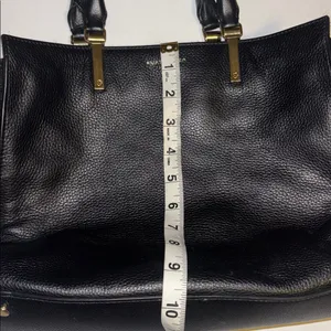 Kurt Geiger London Emma Tote Black Textured Leather Handbag Gold Toned Hardware thumbnail 14