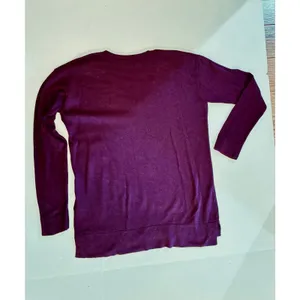 Polo Ralph Lauren ribbed v neck pullover burgundy color sweater top women sz Med thumbnail 5