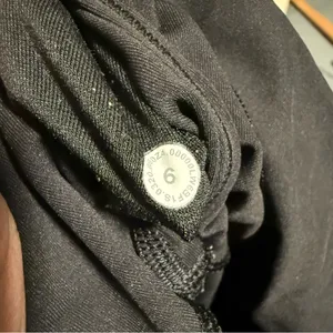 Lululemon Wunder Under Crop High-Rise *Roll Down Scallop Full-On Luxtreme 23" thumbnail 6