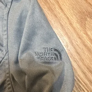 The North Face Light Gray Women's Pullover thumbnail 2