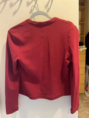 Red jacket thumbnail 3