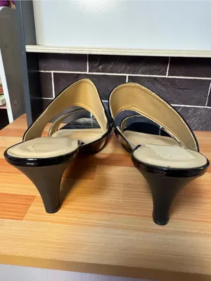 Source Unknown Women's Black Patent Leather Sandals thumbnail 5