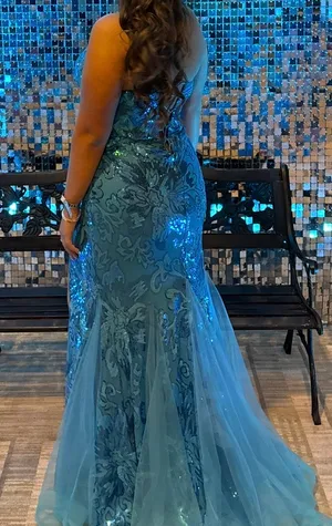 Alyce Paris 61617 - Plunging V-Neck Floral Prom Gown thumbnail 3