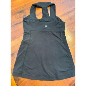 Lululemon black scoop neck tank size 6 thumbnail 2