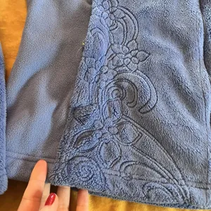 L.L Bean Womens Medium Zip Up Long Sleeve Fleece Jacket Blue Floral EUC thumbnail 5