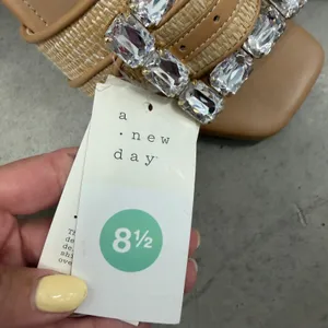 A New Day Tan Raffia Crystal Buckle Block Heel Slide Sandals Size 8.5 NEW thumbnail 4