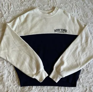 H&M Divided White and Blue Crewneck Sweatshirt thumbnail 1
