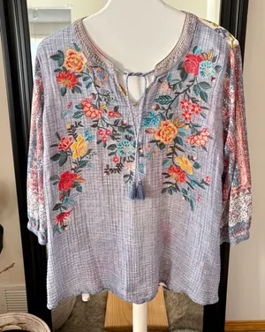 JOHN MARK Garden Party Embroidered Floral Shirt With 3/4 Length Sleeves thumbnail 1