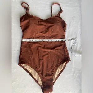 Kona Sol Brown Women’s Chain Link‎ Medium Coverage Sew In Cups One Piece Swimsuit Size M thumbnail 9