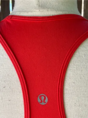 Lululemon tank top hip length red yoga Pilates gym outdoor activewear size 6 thumbnail 3