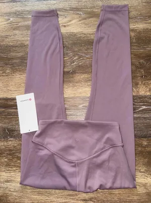 Lululemon Wunder Under SmoothCover High Rise 25” Lavender Lux Size 4 NWT thumbnail 1
