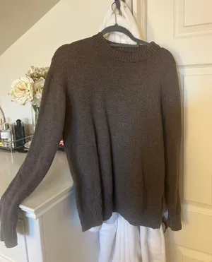 Hnm Sweater thumbnail 1