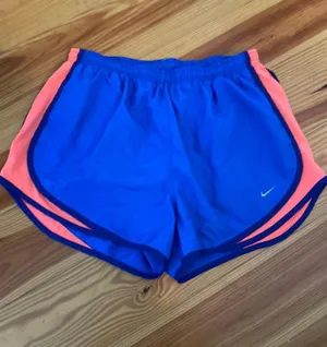 Nike Dri Fit  Size Large thumbnail 1