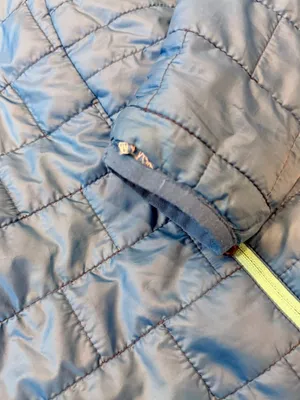 Patagonia women's small "Nano Puff" Blue Insulated Jacket Retails $239. thumbnail 6