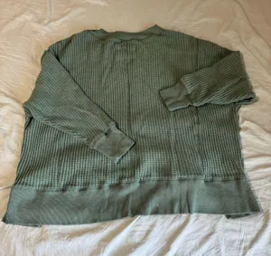 American Eagle Sweater thumbnail 3