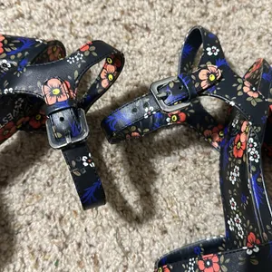 Nine West Funkyo Floral Print Platform Heels thumbnail 3
