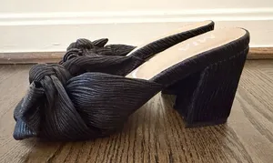 MIA Mechelle Knotted Bow Black Sz 6 Mule Block Heels Quiet Luxury NEW thumbnail 1