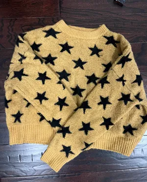 Molly Green Star Sweater thumbnail 1