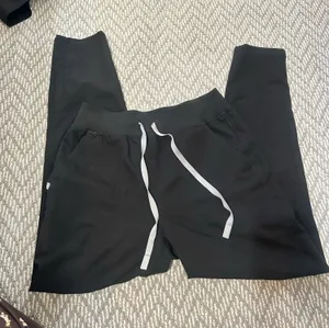 FIGS Scrub Pants thumbnail 1