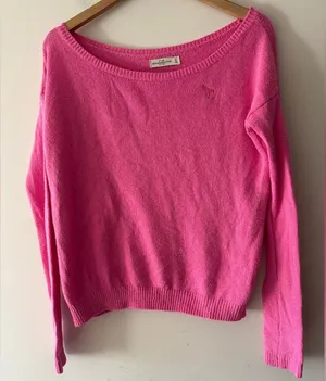 Y2K Abercrombie & Fitch Pink Embroidered Moose Logo‎ Sweater thumbnail 1