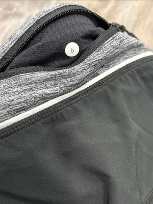 LULULEMON Black & Gray Ruffle Skirt Size 6 thumbnail 9