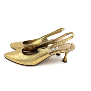Manolo Blahnik Gold Carolyne Kitten Heel Slingback Pumps Heels Size 36.5 / 6.5 thumbnail 6